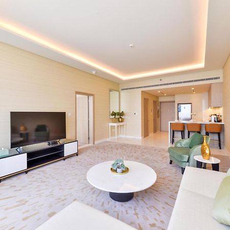 Ultra Luxury Palm Tower With Shared Hotel Facilities Dubai Exteriör bild