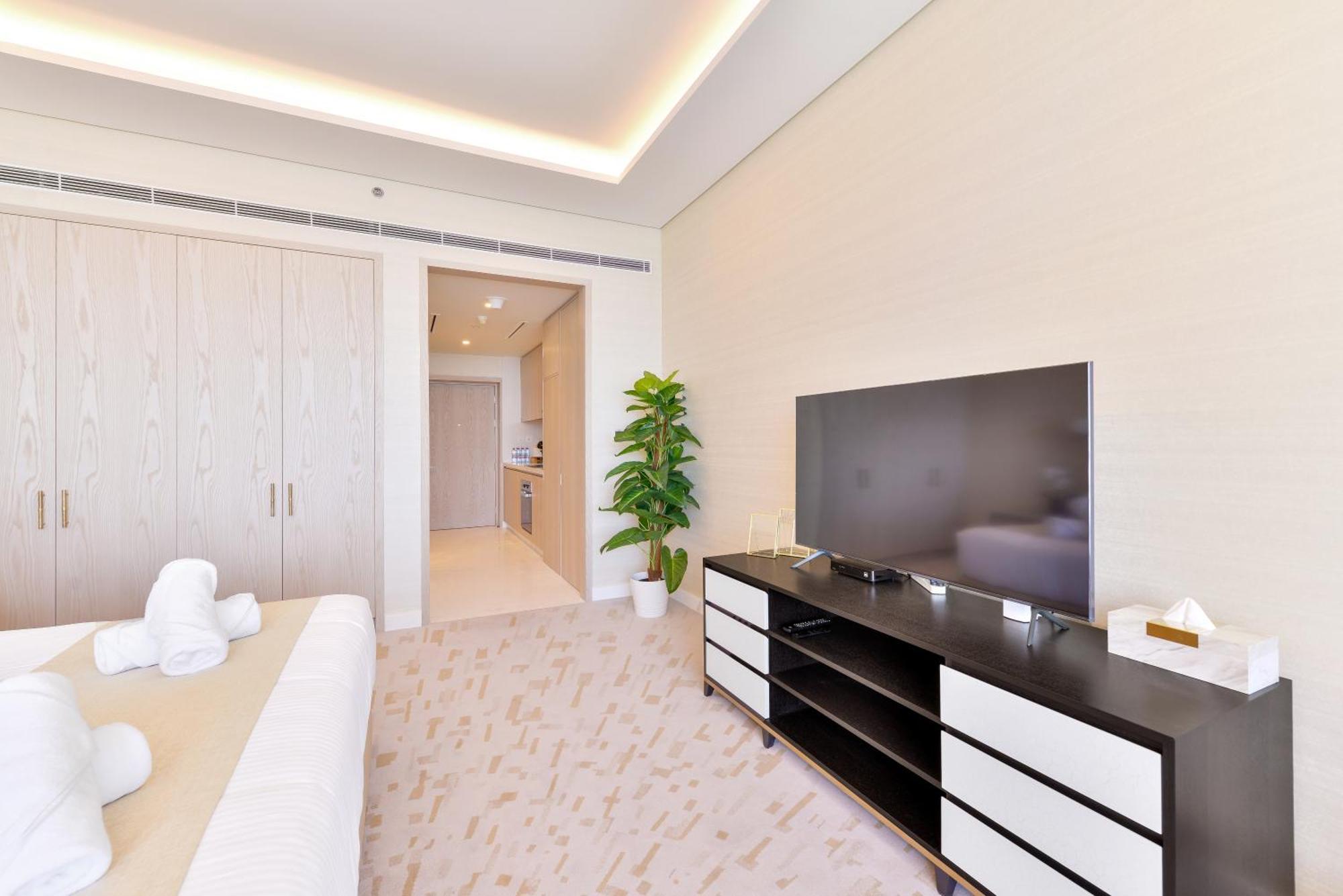 Ultra Luxury Palm Tower With Shared Hotel Facilities Dubai Exteriör bild