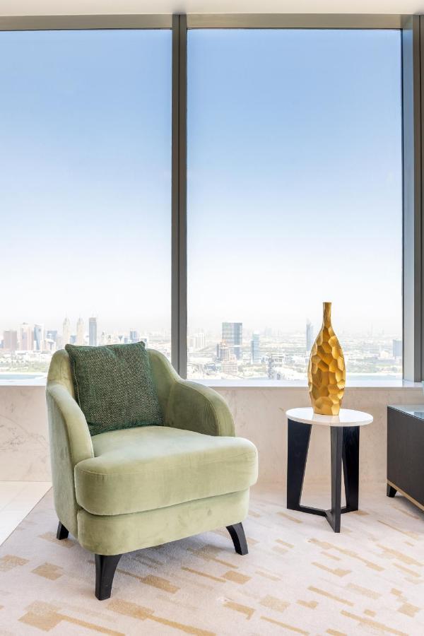 Ultra Luxury Palm Tower With Shared Hotel Facilities Dubai Exteriör bild
